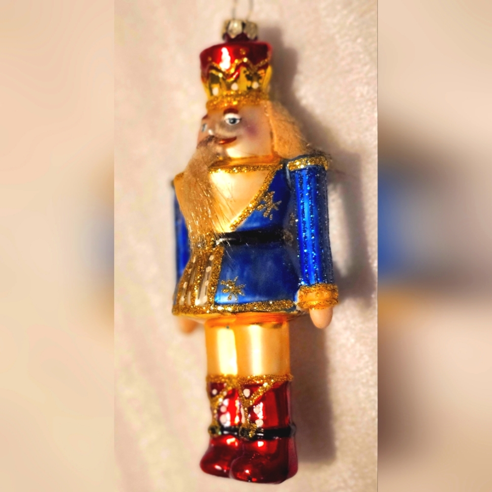 3 Blown Glass Christmas Tree Ornaments - Picture 9 of 11